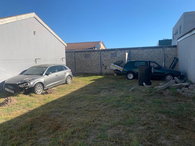 3 Bedroom Property for Sale in Silwood Heights Western Cape